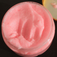 Foaming sugar scrub - Strawberry- 100gms